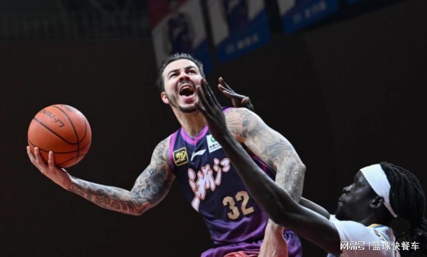 500彩票网直播官方-CBA最滑稽一幕诞生!广东克星入选全明星后被裁:这下篮协该懵了